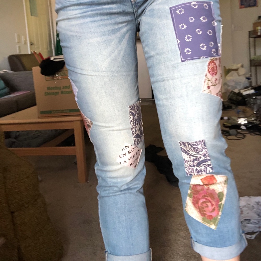 Girlfriend Cropped Jeans